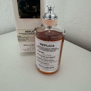 Replica Fragrance.   Maison Margiela Replica Jazz Club